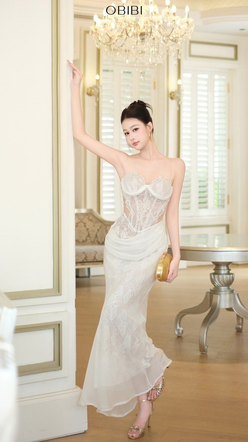 ชุดเดรส ราตรียาว ปาดไหล่ ลายลูกไม้ สีขาว สีดำ BRAND OBIBI 3087 Size S-M BKK - Image 4