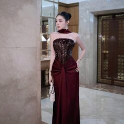 ชุดเดรส ราตรียาว เกาะอก แต่งกลิตเตอร์ สีแดงไวน์ BRAND ZEN LULU 3088 Size M BKK