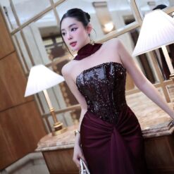 ชุดเดรส ราตรียาว เกาะอก แต่งกลิตเตอร์ สีแดงไวน์ BRAND ZEN LULU 3088 Size M BKK