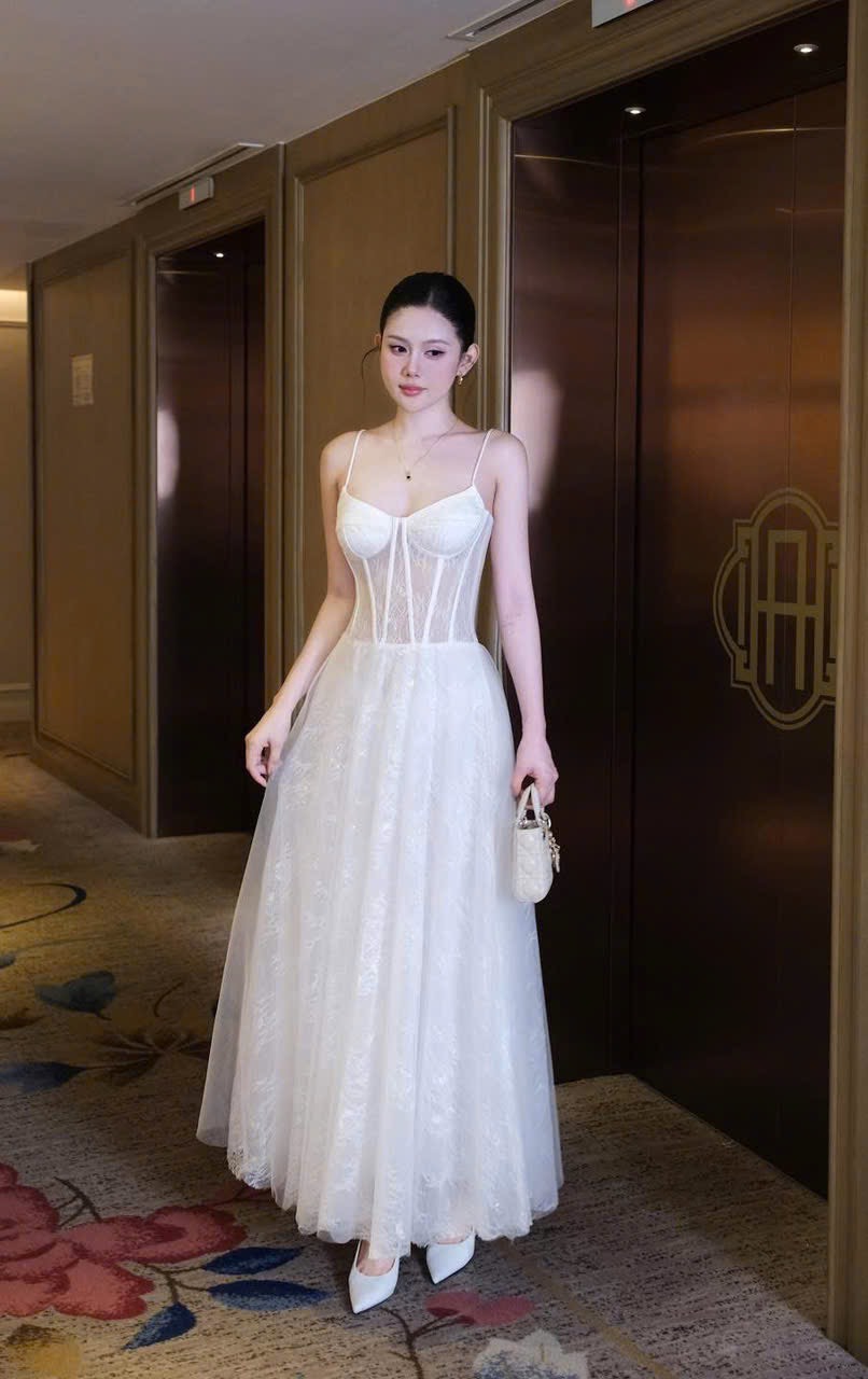 ชุดเดรส สายเดี่ยว แต่งลูกไม้ สีขาว สีชมพู BRAND OBIBI 2252 BKK - Image 3