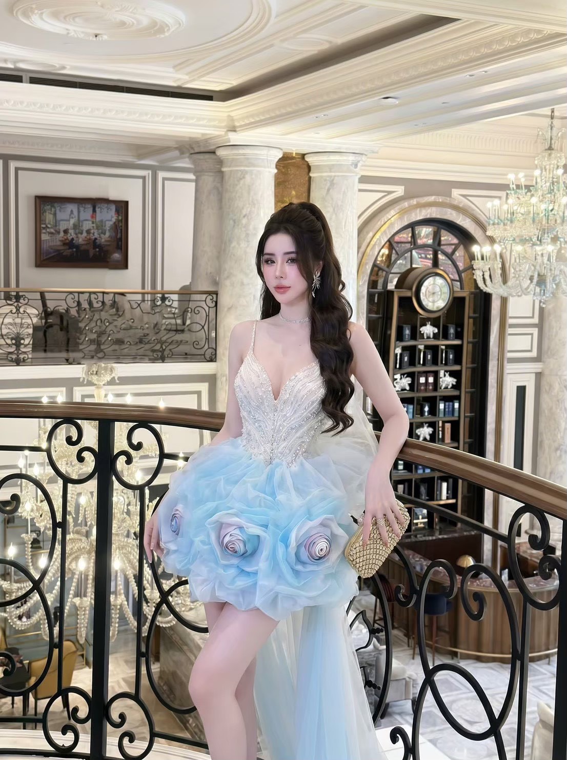 ชุดเดรส สายเดี่ยว แต่งเพชร+แต่งโบว์ สีฟ้า BRAND HISO 2334 BKK Size M - Image 4