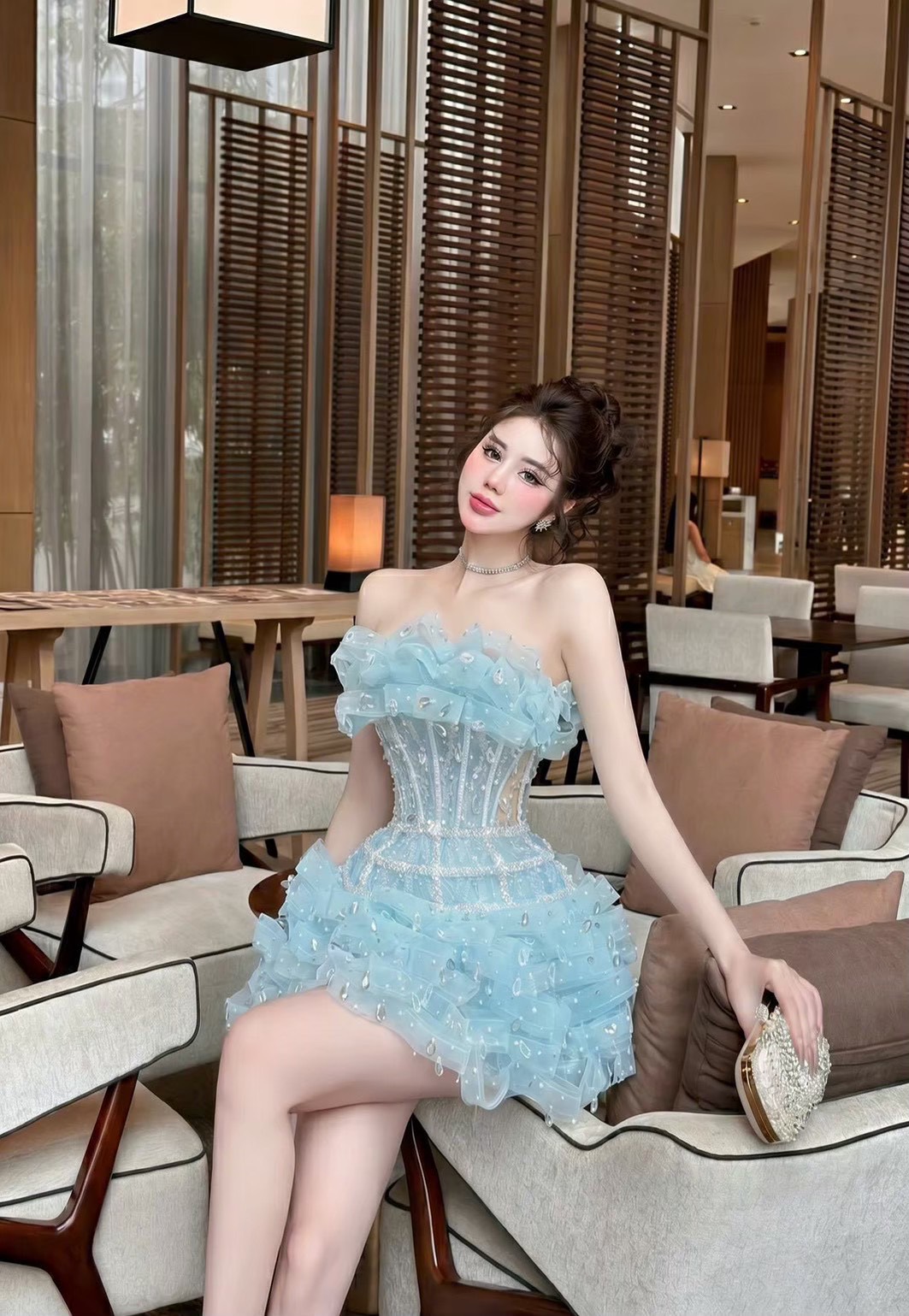 ชุดเดรส เกาะอก แต่งมุก สีขาว สีชมพู สีฟ้า BRAND HISO 2335BKK Size M - Image 11