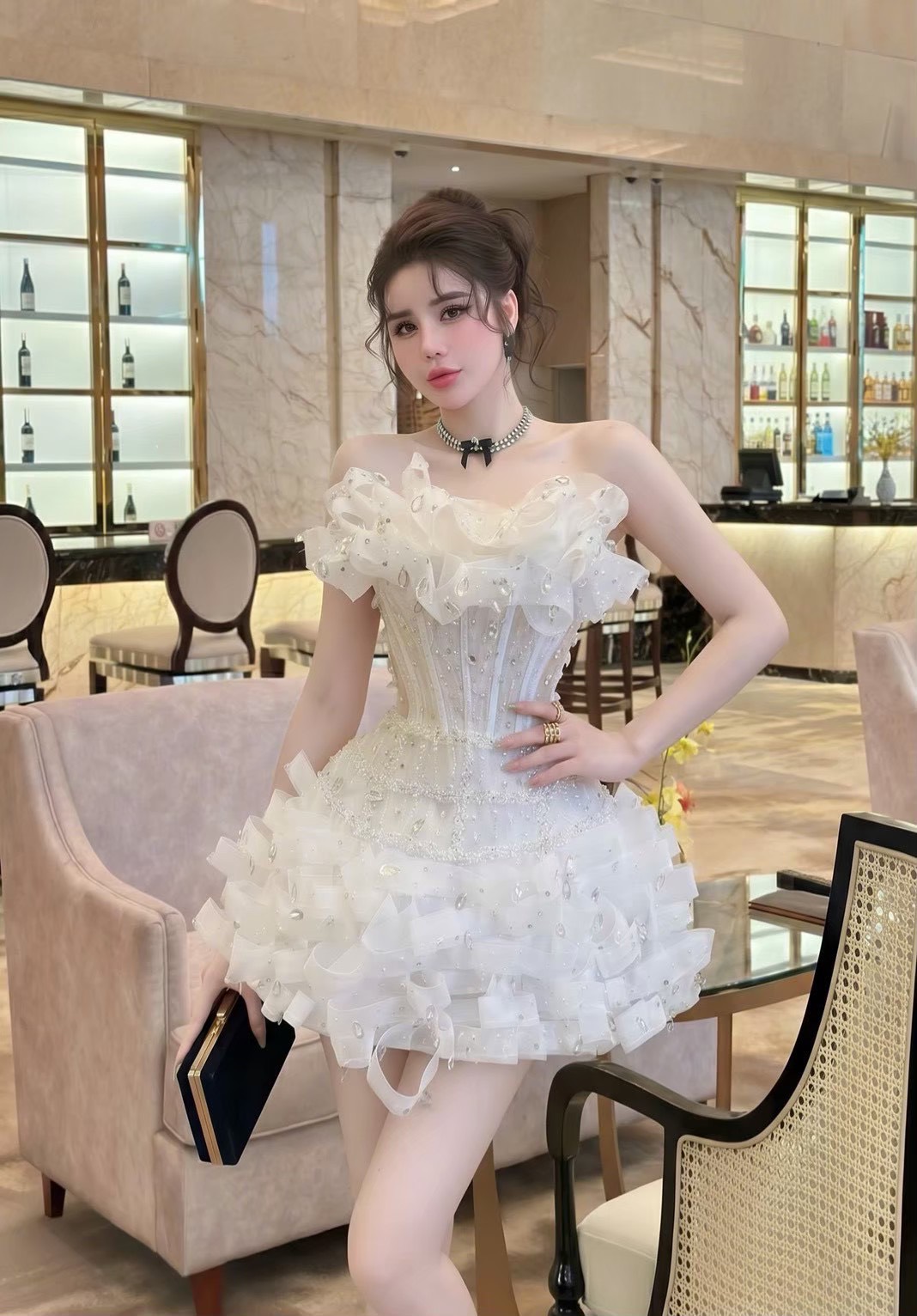 ชุดเดรส เกาะอก แต่งมุก สีขาว สีชมพู สีฟ้า BRAND HISO 2335BKK Size M - Image 4