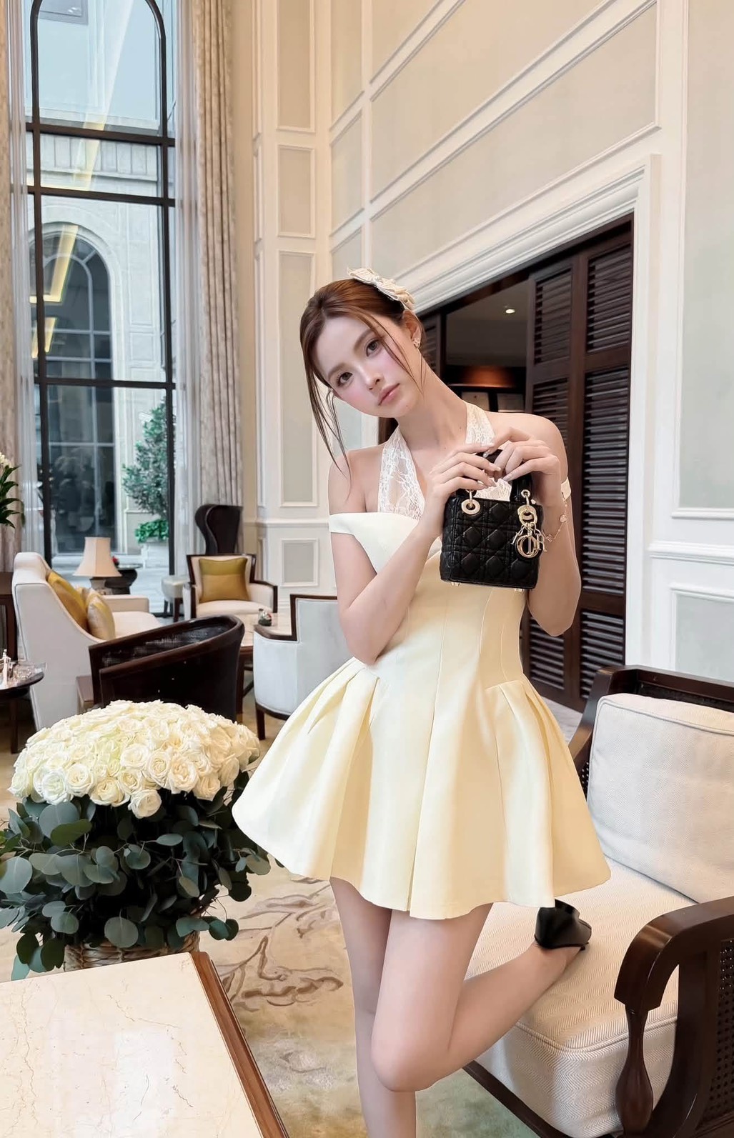 ชุดเดรส คล้องคอ ปาดไหล่ สีครีม BRAND Tranali 2308 BKK SIZE S-M - Image 2