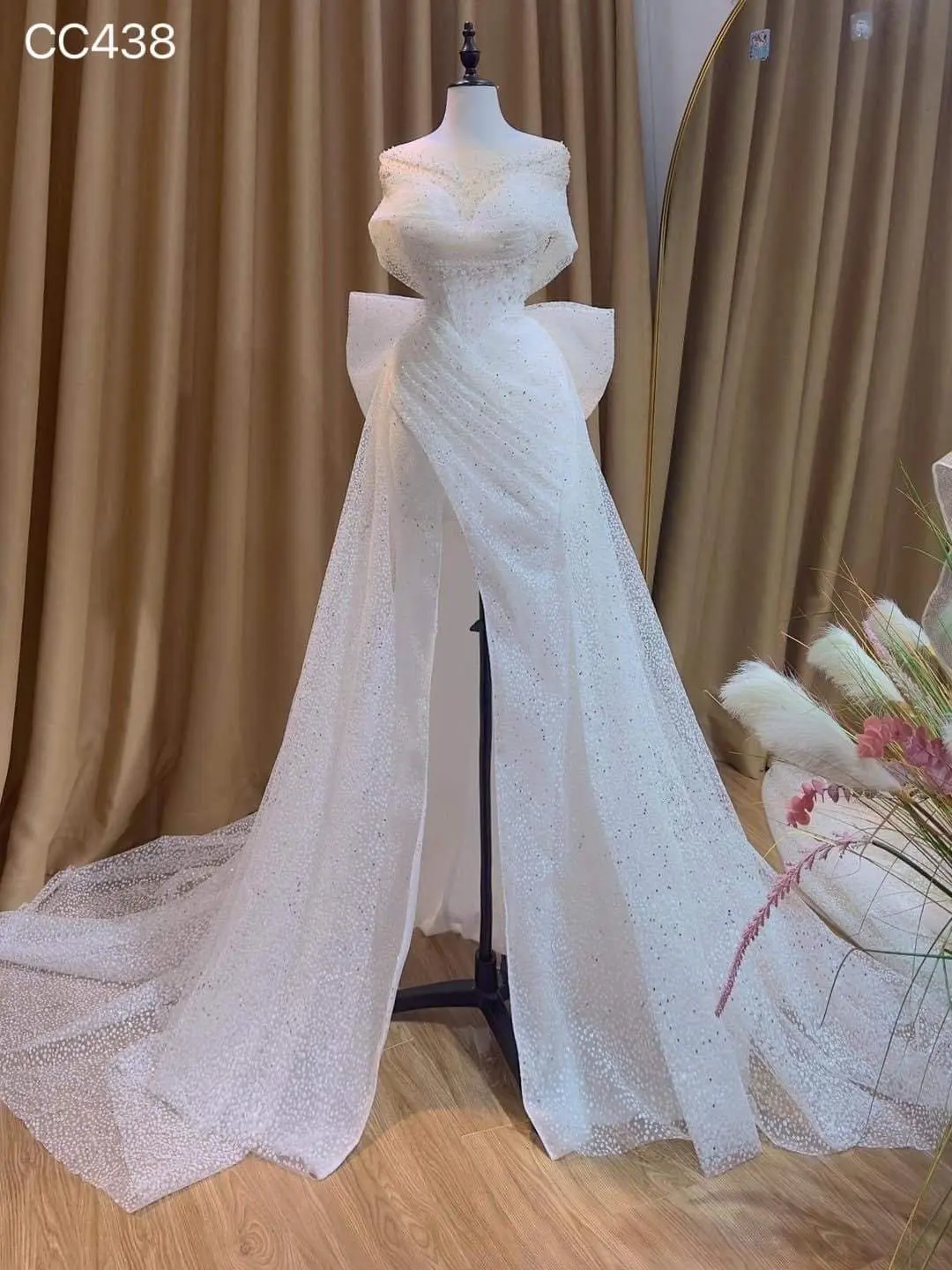 ชุดแต่งงาน ชุดเจ้าสาว แต่งโบว์ สีขาว BRAND HISO 3089 BKK Size L-XL